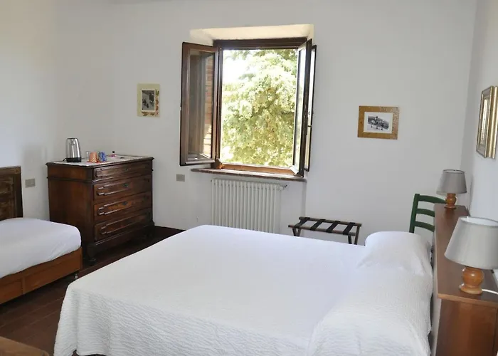 La Colombera In Toscana Farm stay Roccalbegna